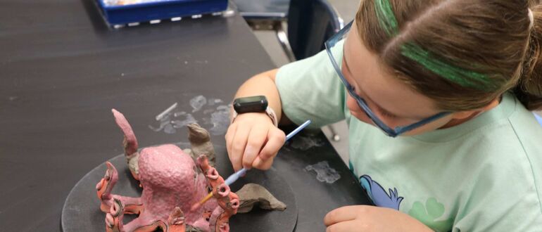 Clase de Ceramica para ninos y jovenes